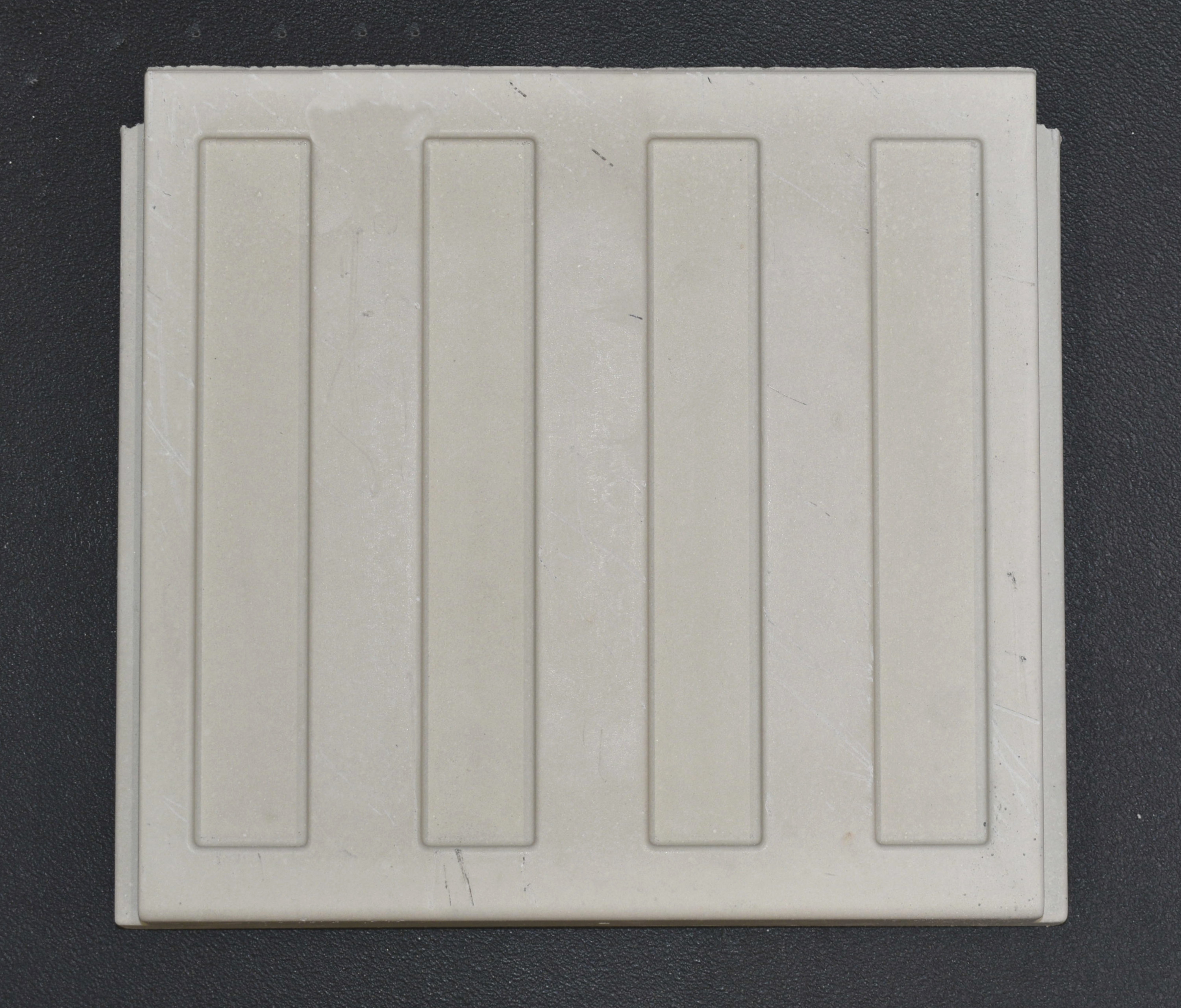 Spartherm Arte 3RL-80h Rückwandstein mittig unten A